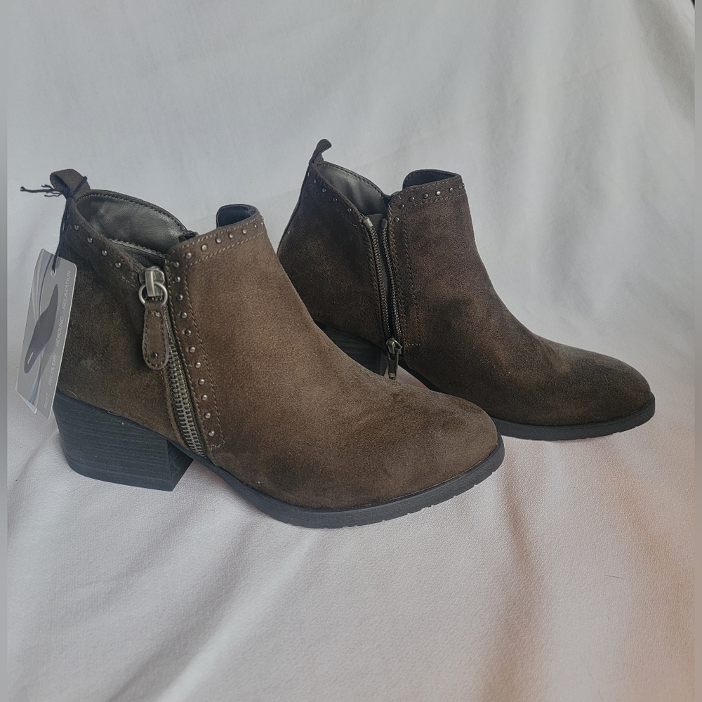 Sonoma boots size 7